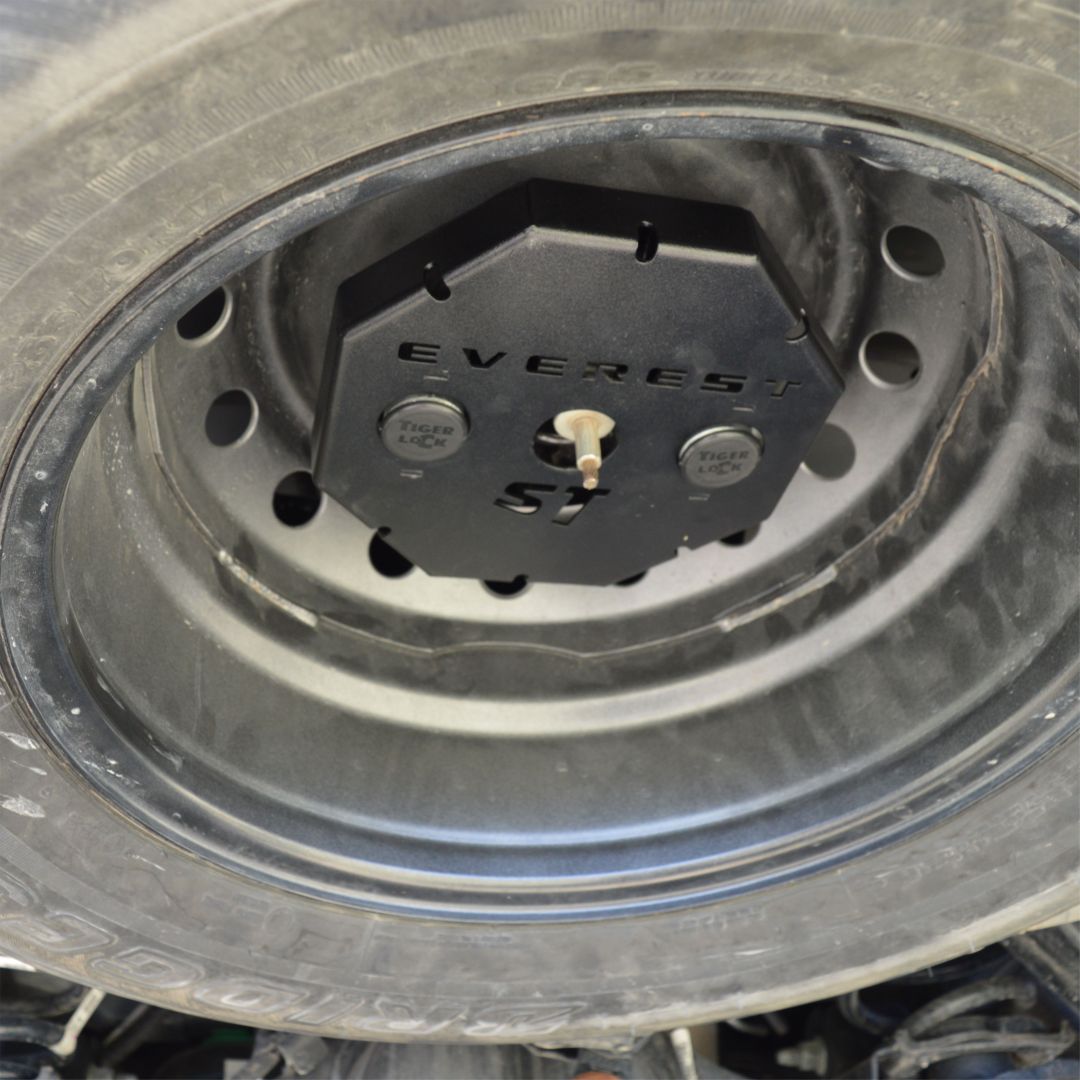 kit-de-seguridad-doble-neum-aux-ford-everest-titanium-llanta-aleacion-25555-r20-mod-25--ase301-902